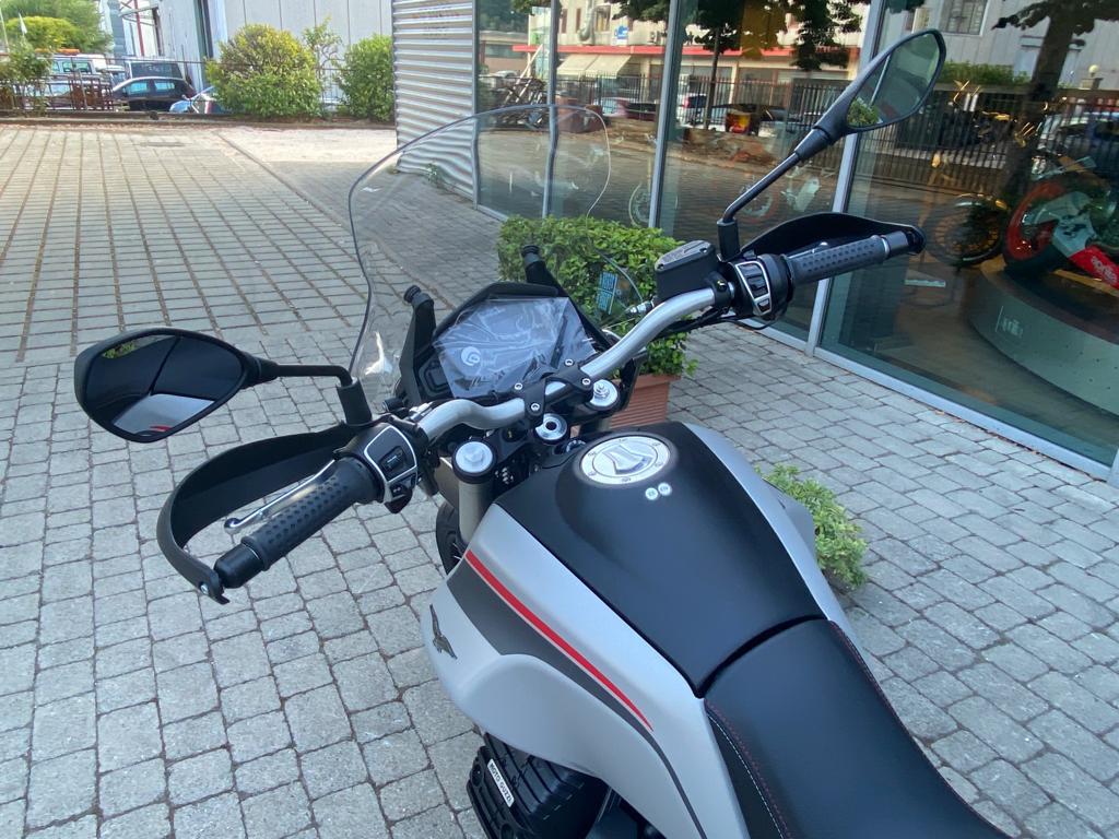 Promo Moto Guzzi V85 TT Travel  ML99 Concessionaria Ufficiale Roma
